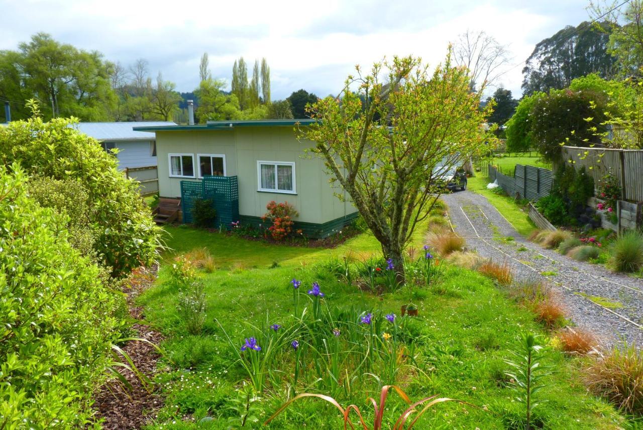 Grandad'S Homestay 298 Taumarunui Exteriör bild