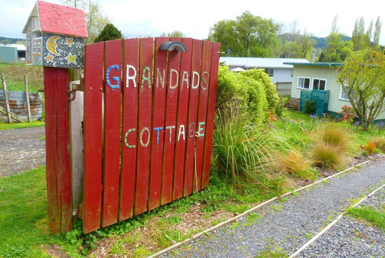Grandad'S Homestay 298 Taumarunui Exteriör bild